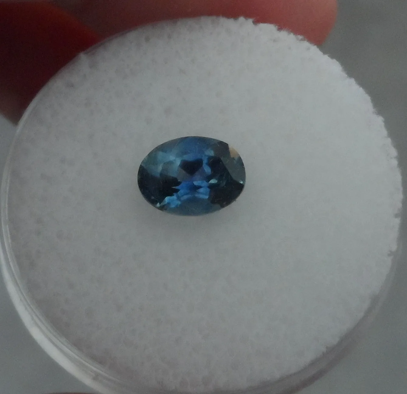 1.28cts. DEEP WATER BLUE COLOR MONTANA SAPPHIRE