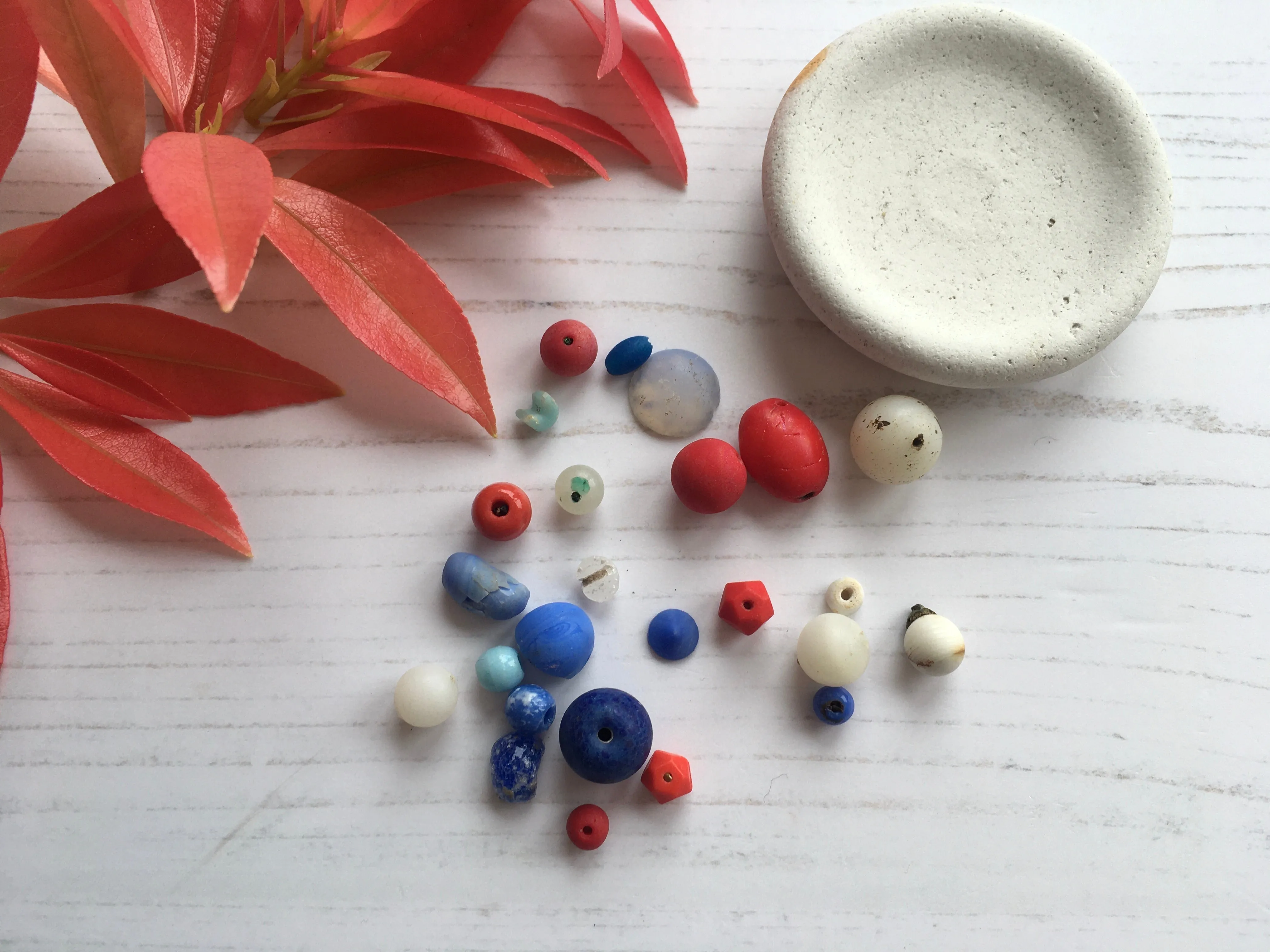 17+ Mudlarking Beads on Sea Pottery Base - Red White Blue mix