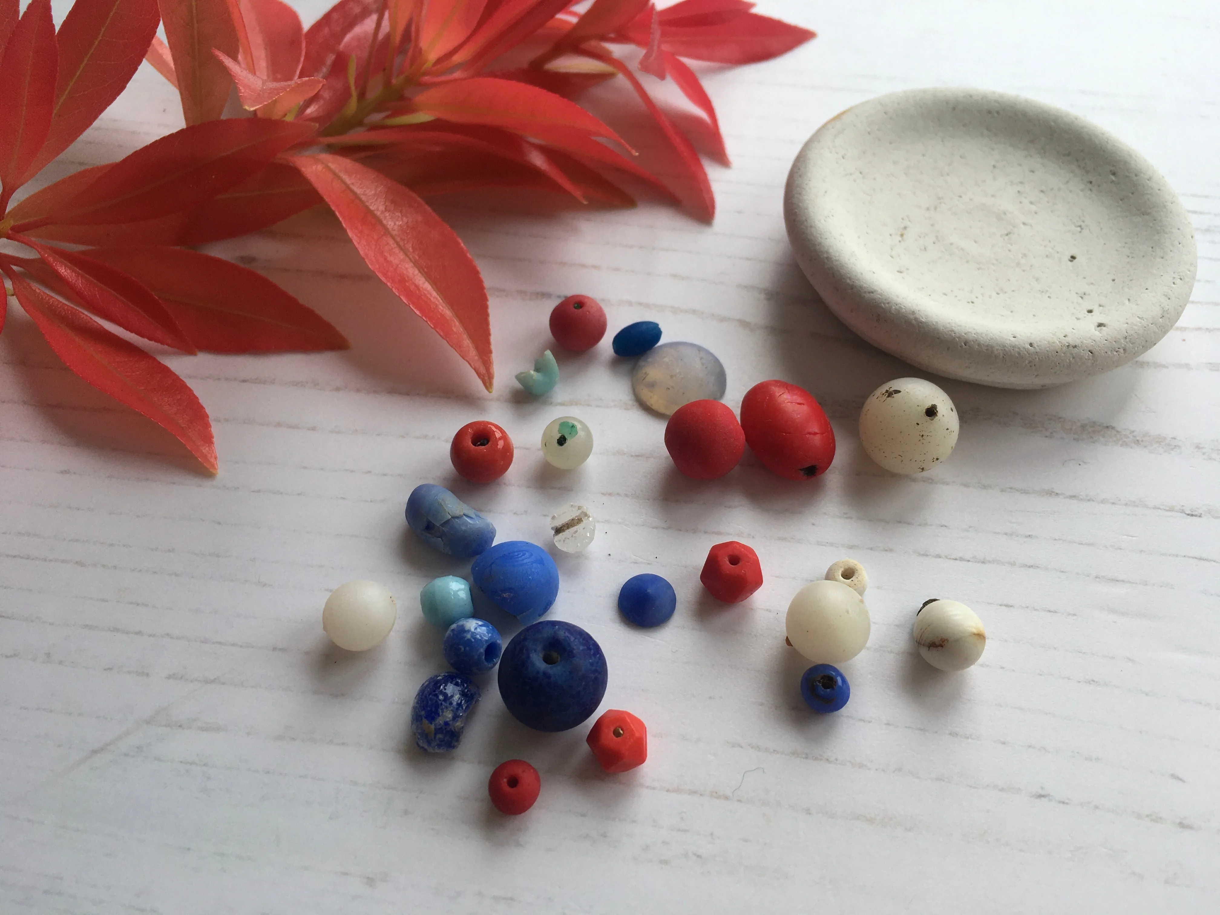 17+ Mudlarking Beads on Sea Pottery Base - Red White Blue mix