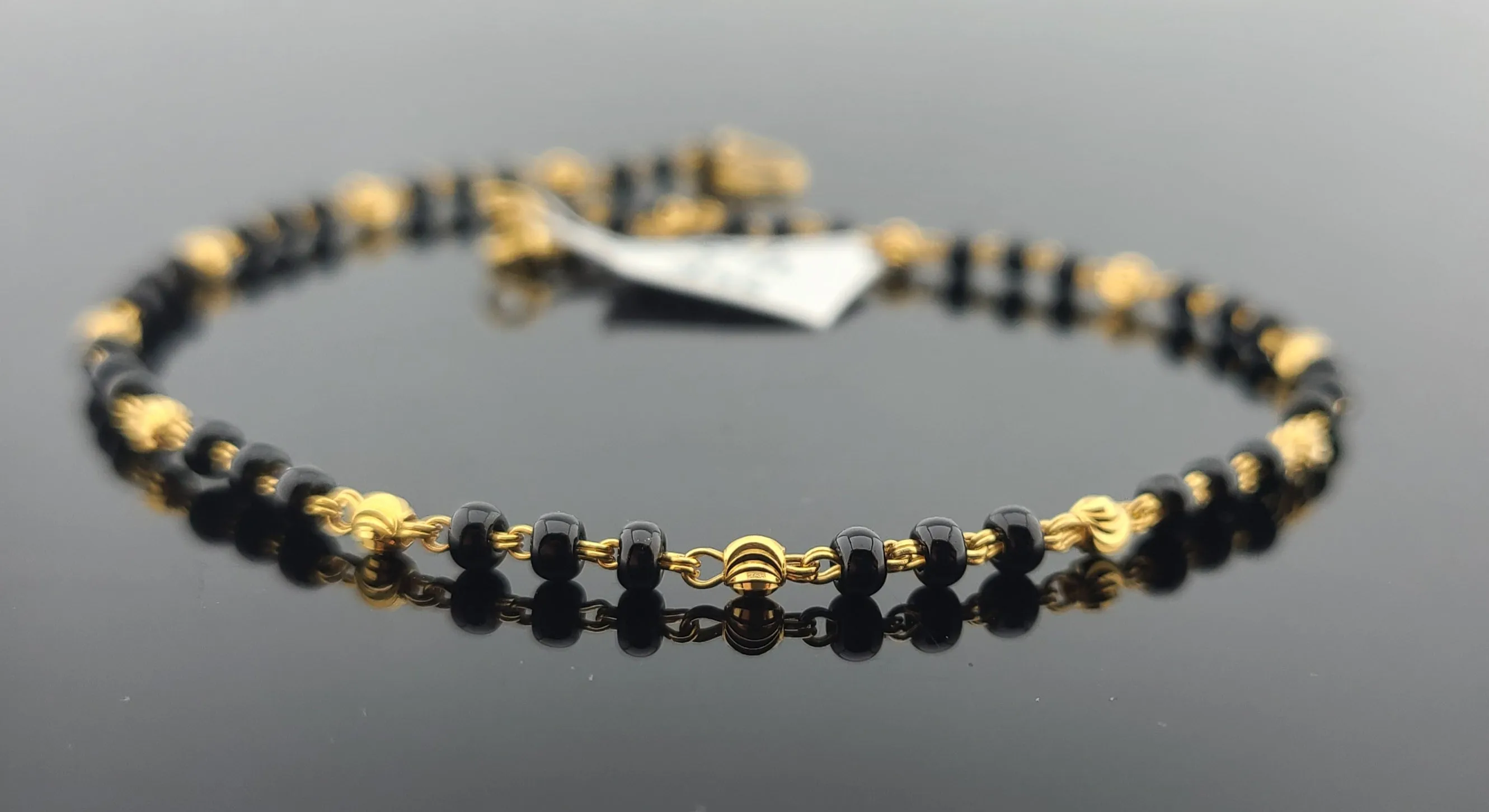 22K Solid Gold Black Beads Bracelet B8232