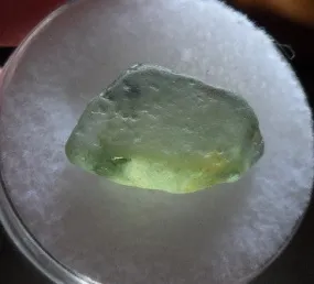 9.37cts. GORGEOUS LEAF GREEN MONTANA SAPPHIRE ROUGH CRYSTAL