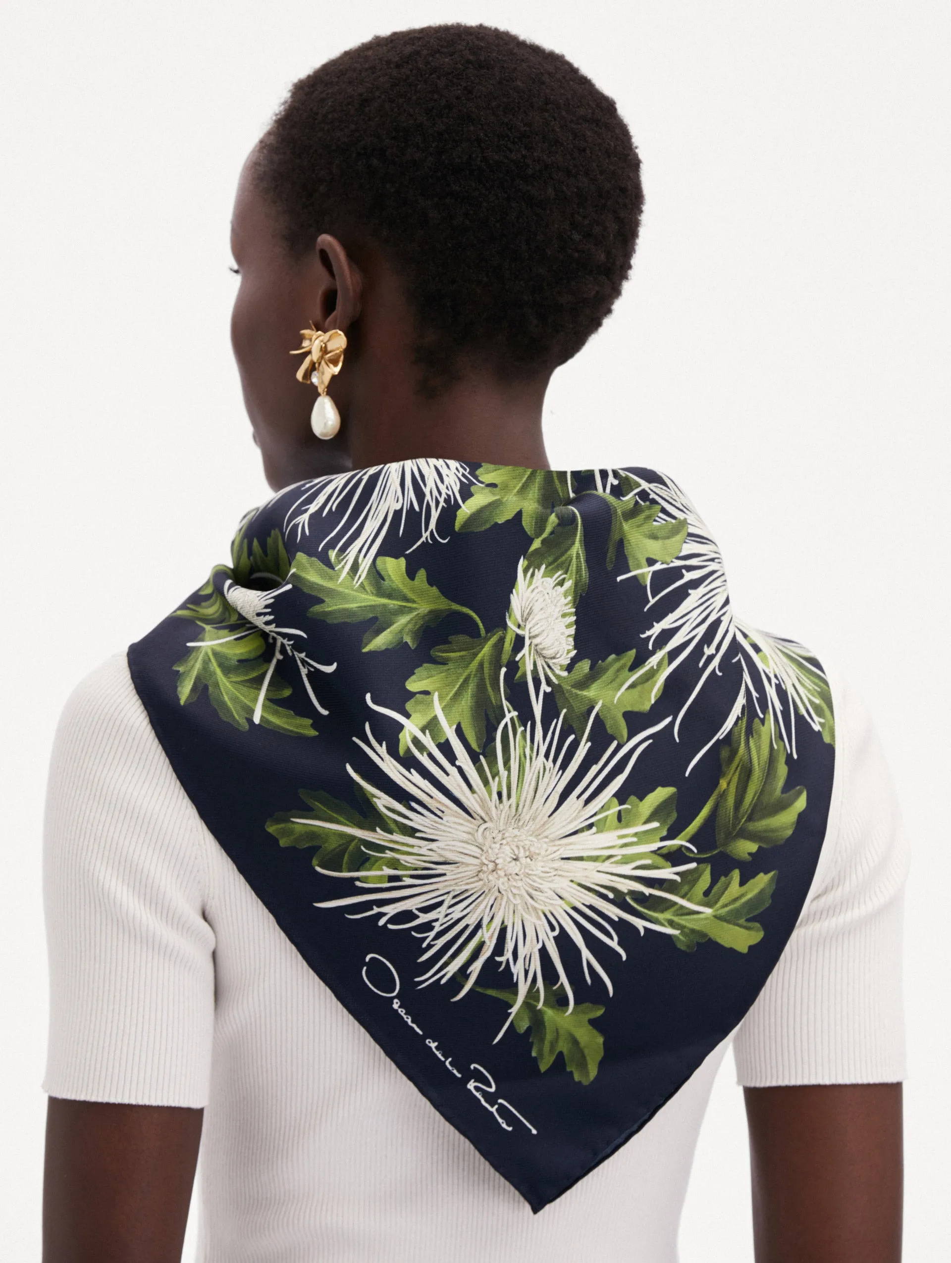 Chrysanthemum Silk Twill Scarf