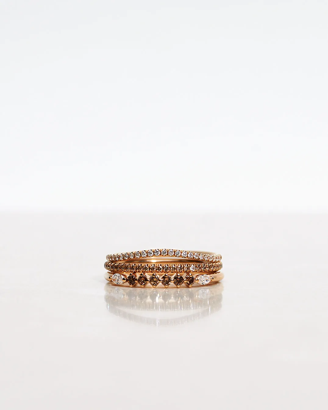 Idun Diamond Band with Dark Chocolate Diamonds and Diamonds