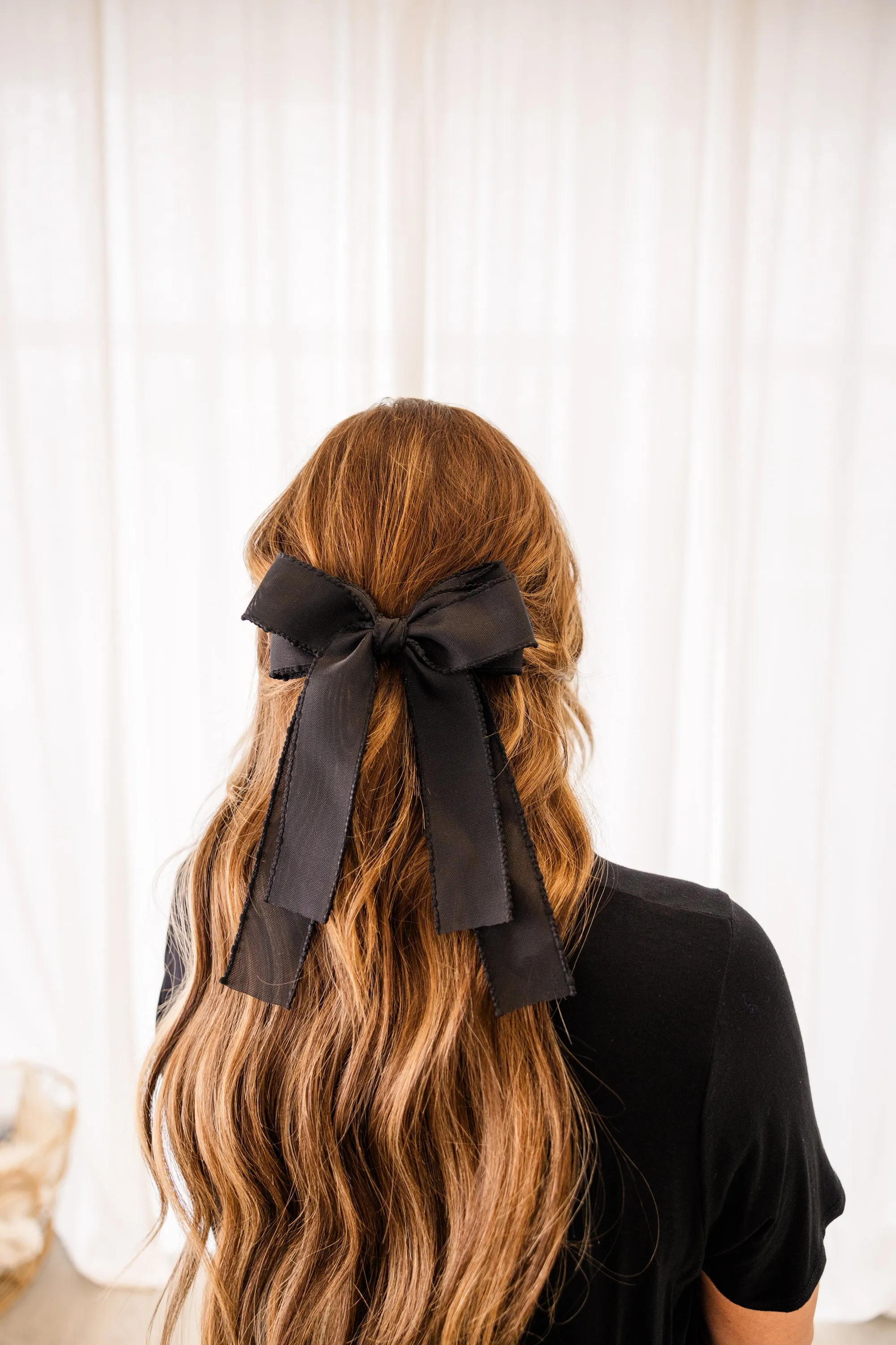 Put A Bow On It Hair Clip, Black