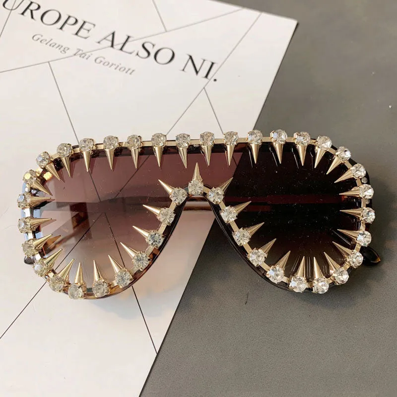 Unisex Luxury Steampunk Nail Diamond Rhinestones Oversized Sunglasses