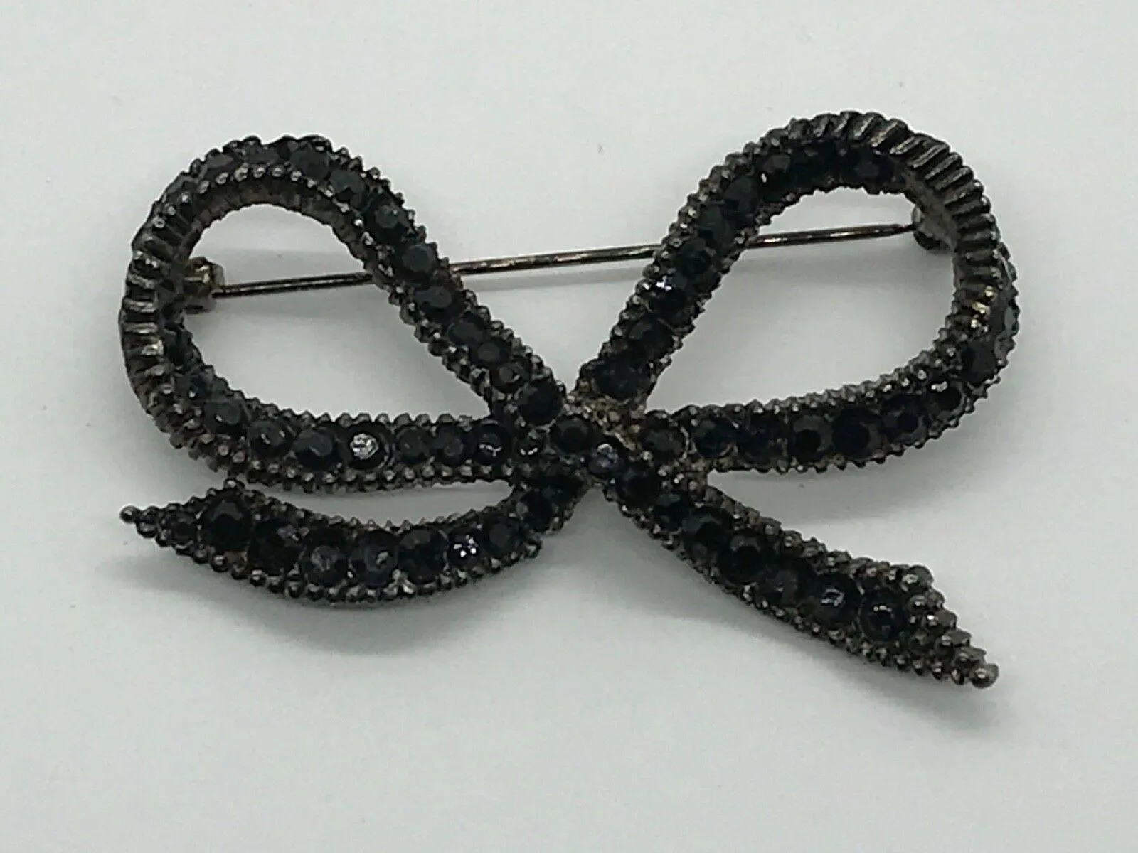 Vintage Japanned Black Ribbon Bow Brooch